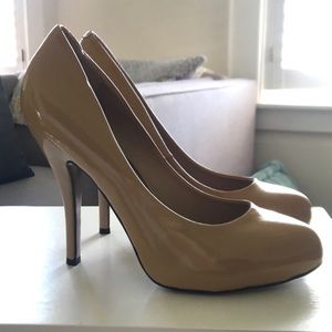 Steve Madden Patent Leather Pumps - Olympicc size 10 - Blush